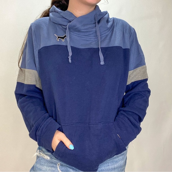 PINK Victoria's Secret Sweaters - ✨SOLD✨Victoria’s Secret PINK Hoodie